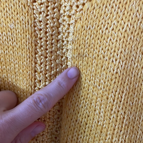 Vintage Nannell Sweater size Medium. - Picture 4 of 4